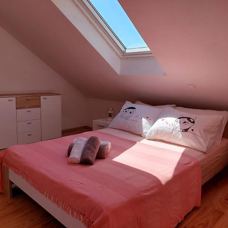 Apartmani Timon Bol Extérieur photo