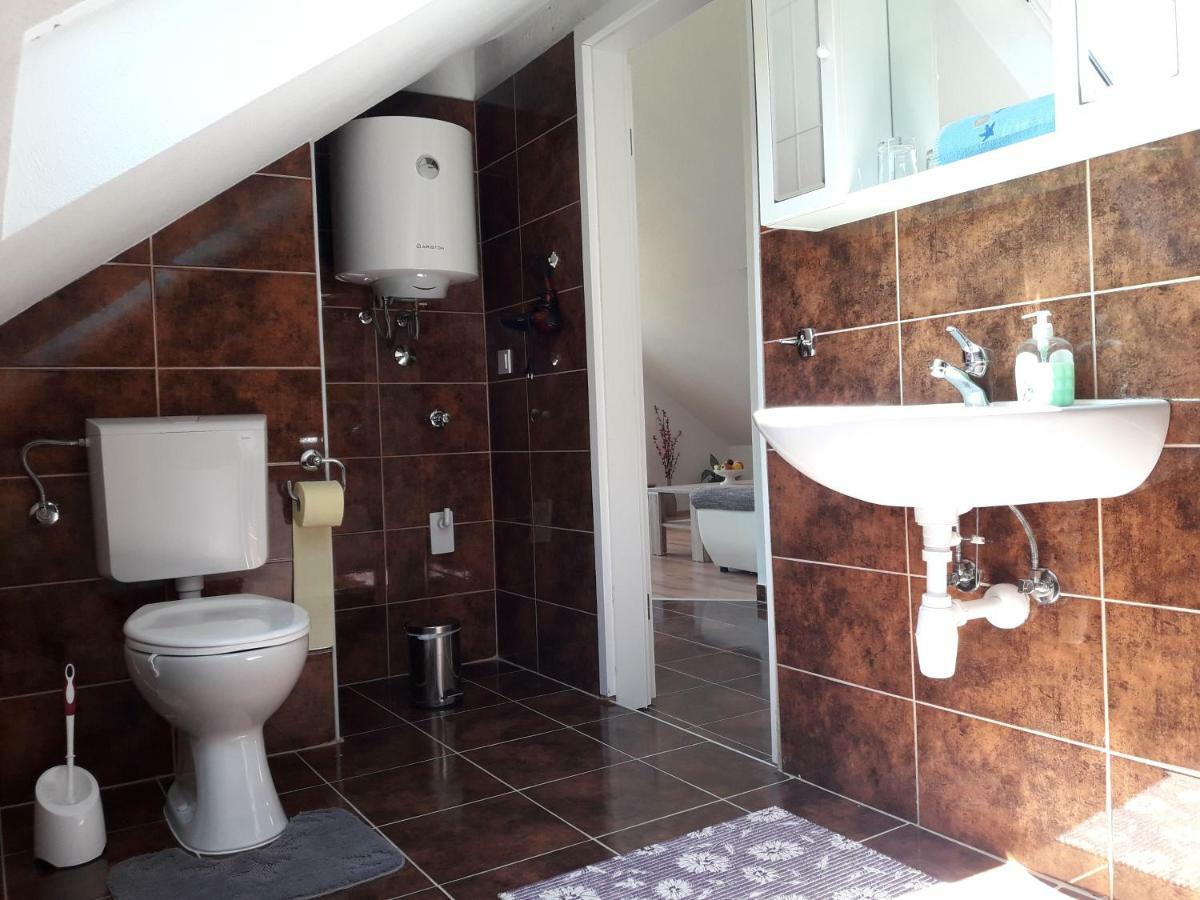 Apartmani Timon Bol Extérieur photo