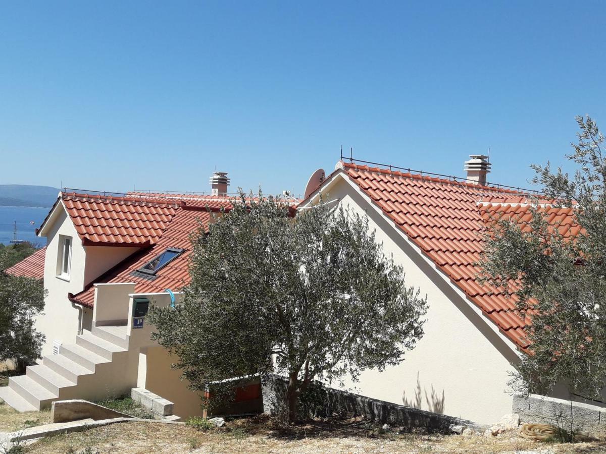 Apartmani Timon Bol Extérieur photo
