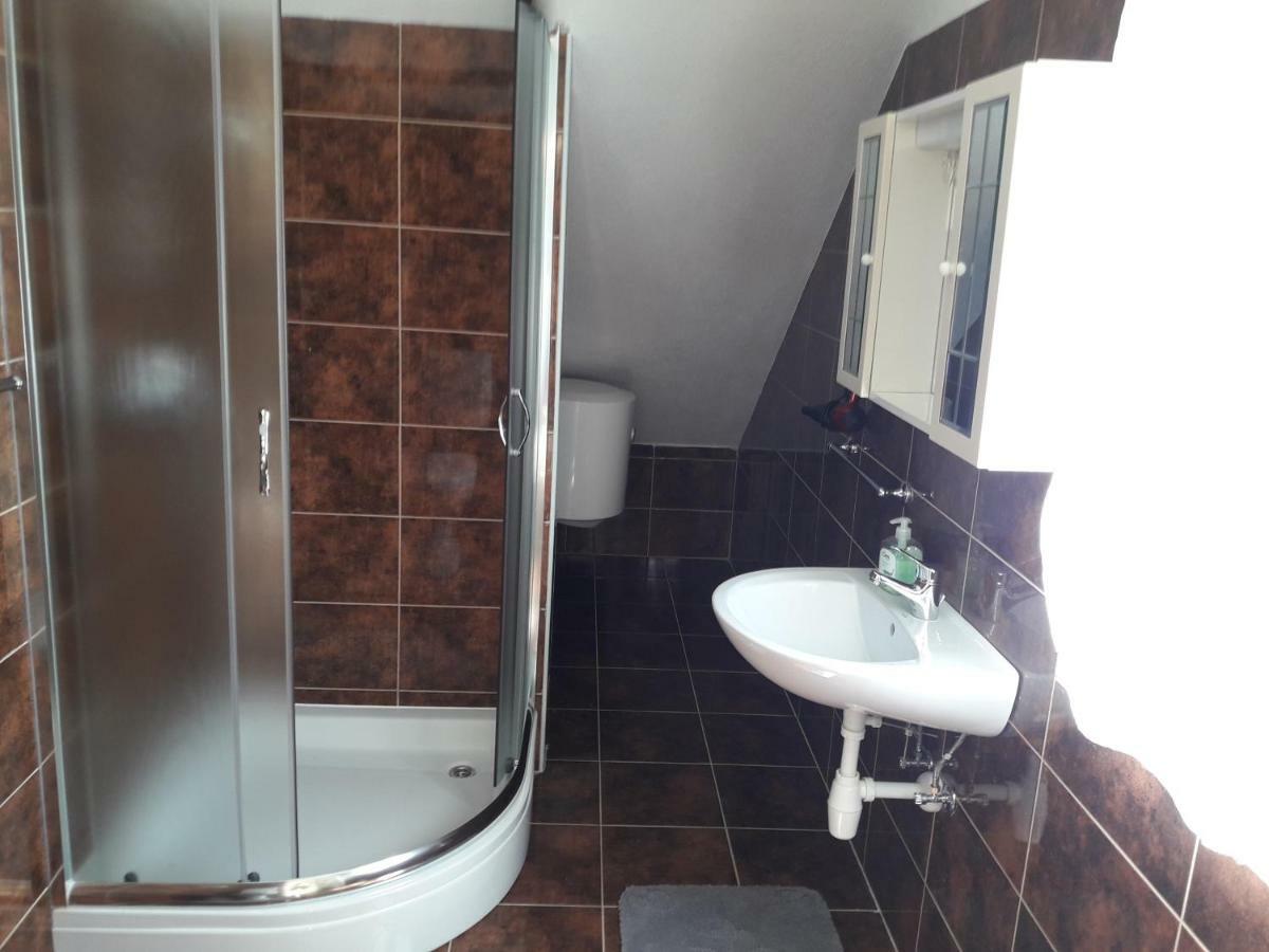 Apartmani Timon Bol Extérieur photo