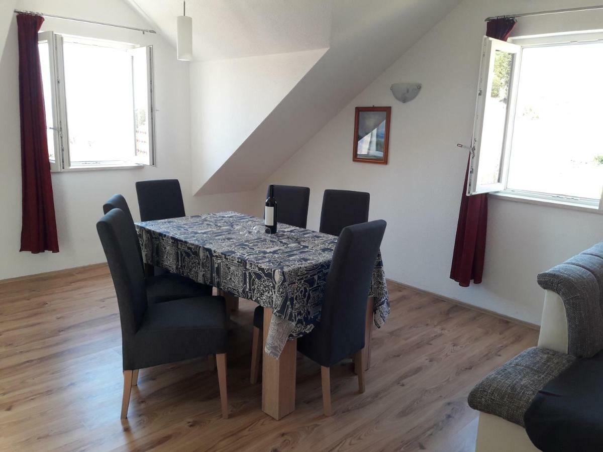 Apartmani Timon Bol Extérieur photo